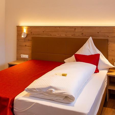 Hotel Waldblick Schenkenzell エクステリア 写真