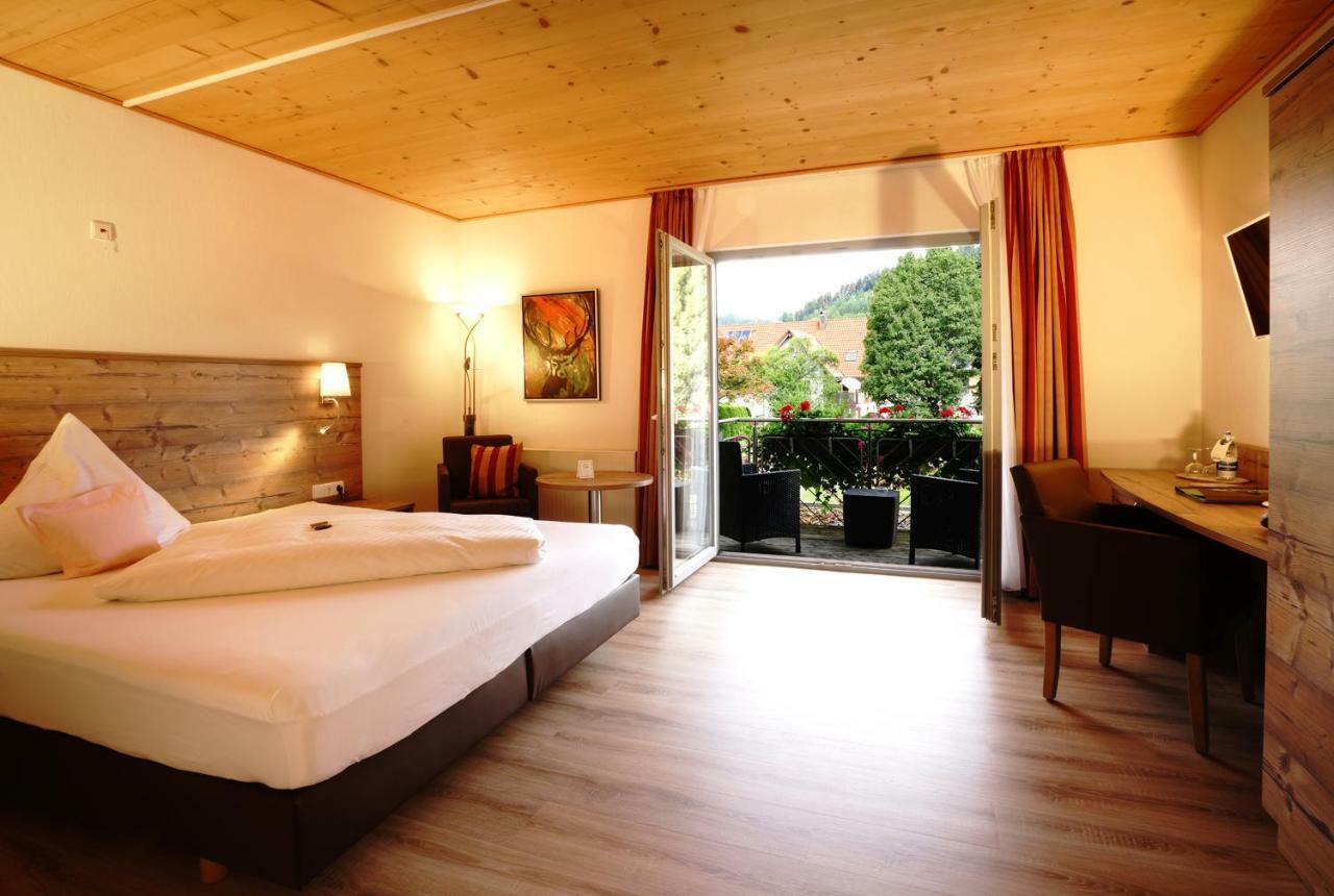 Hotel Waldblick Schenkenzell エクステリア 写真