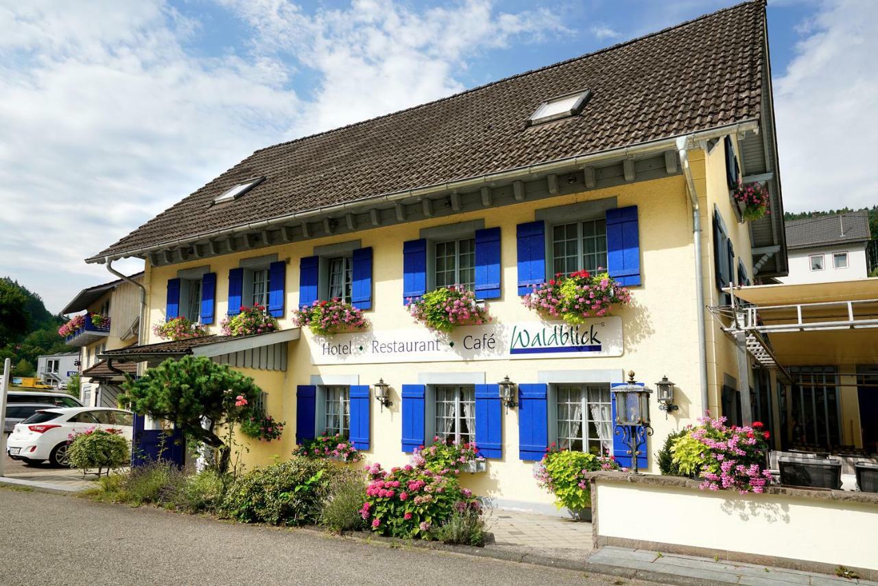 Hotel Waldblick Schenkenzell エクステリア 写真